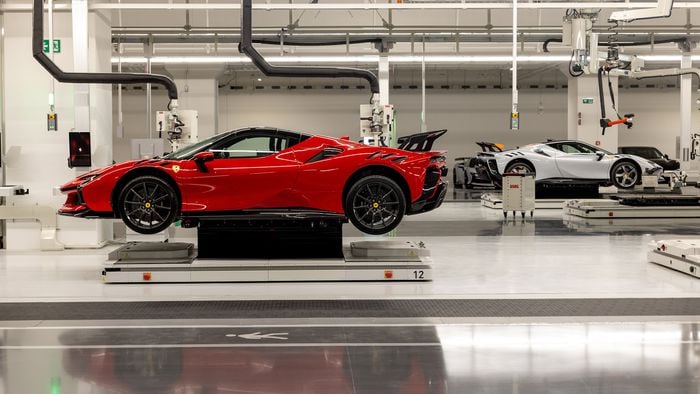 1º carro elétrico da Ferrari tem data de estreia confirmada