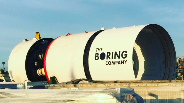 Elon Musk publica primeira foto de túnel em construção nos Estados Unidos