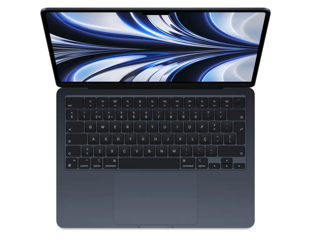 Apple também prepara MacBook Air com tela de 15 polegadas e MacBook com tela de 12 polegadas (Imagem: Reprodução/Apple)