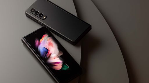 Galaxy Z Fold 3 é desmontado revelando design que protege contra líquidos
