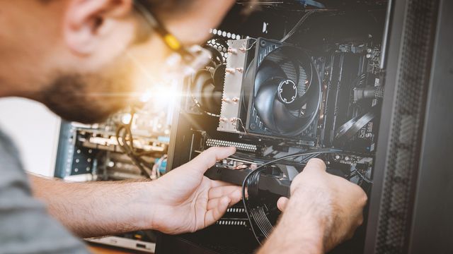 Montando PCs de diferentes preços e testes AO VIVO