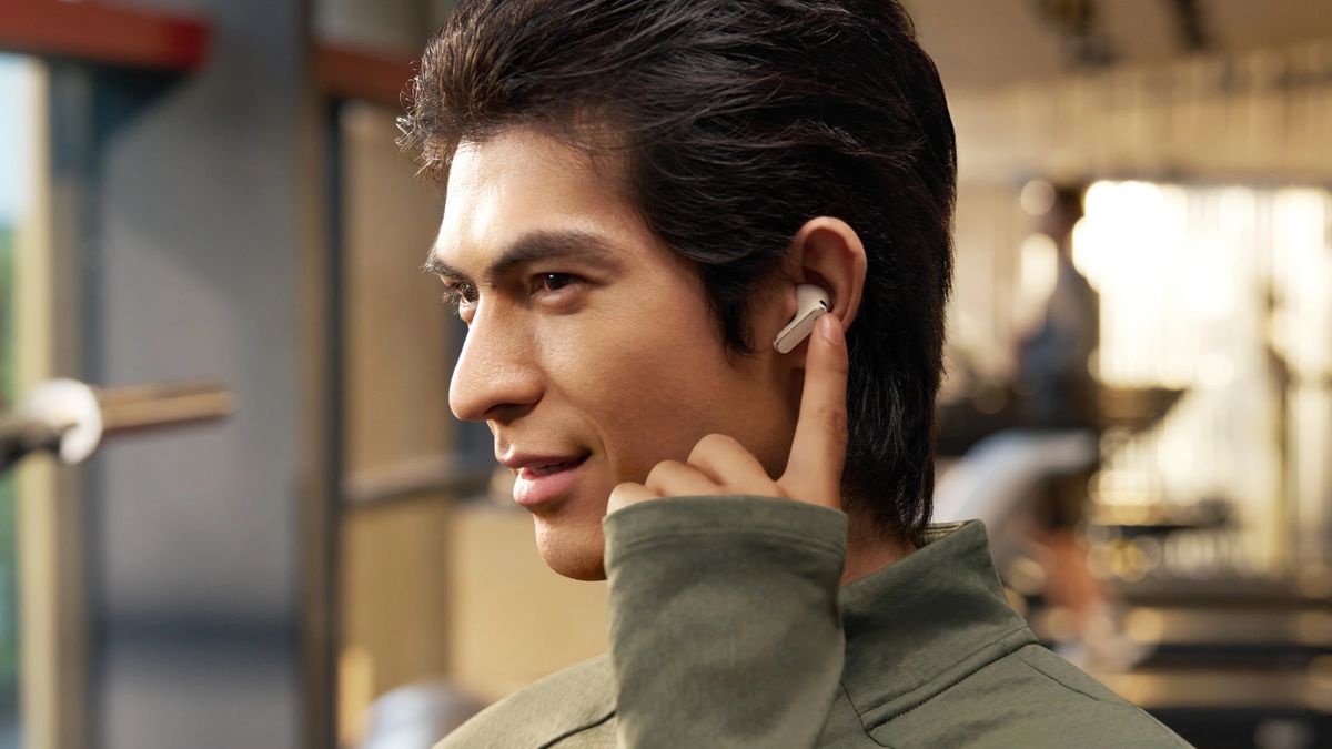 Fone Huawei FreeBuds Pro 5 chega com som premium e IA no ANC; R$ 799 em oferta