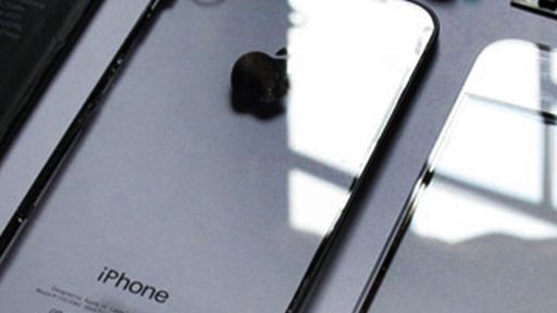 Supostas peças do iPhone 5 vindas de diferentes fontes se encaixam perfeitamente