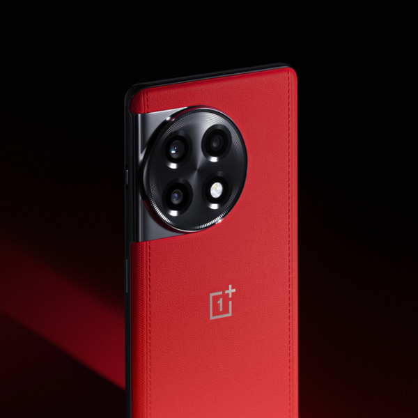 OnePlus 12 terá recarga sem fio de 50W e USB 3.2 de alta