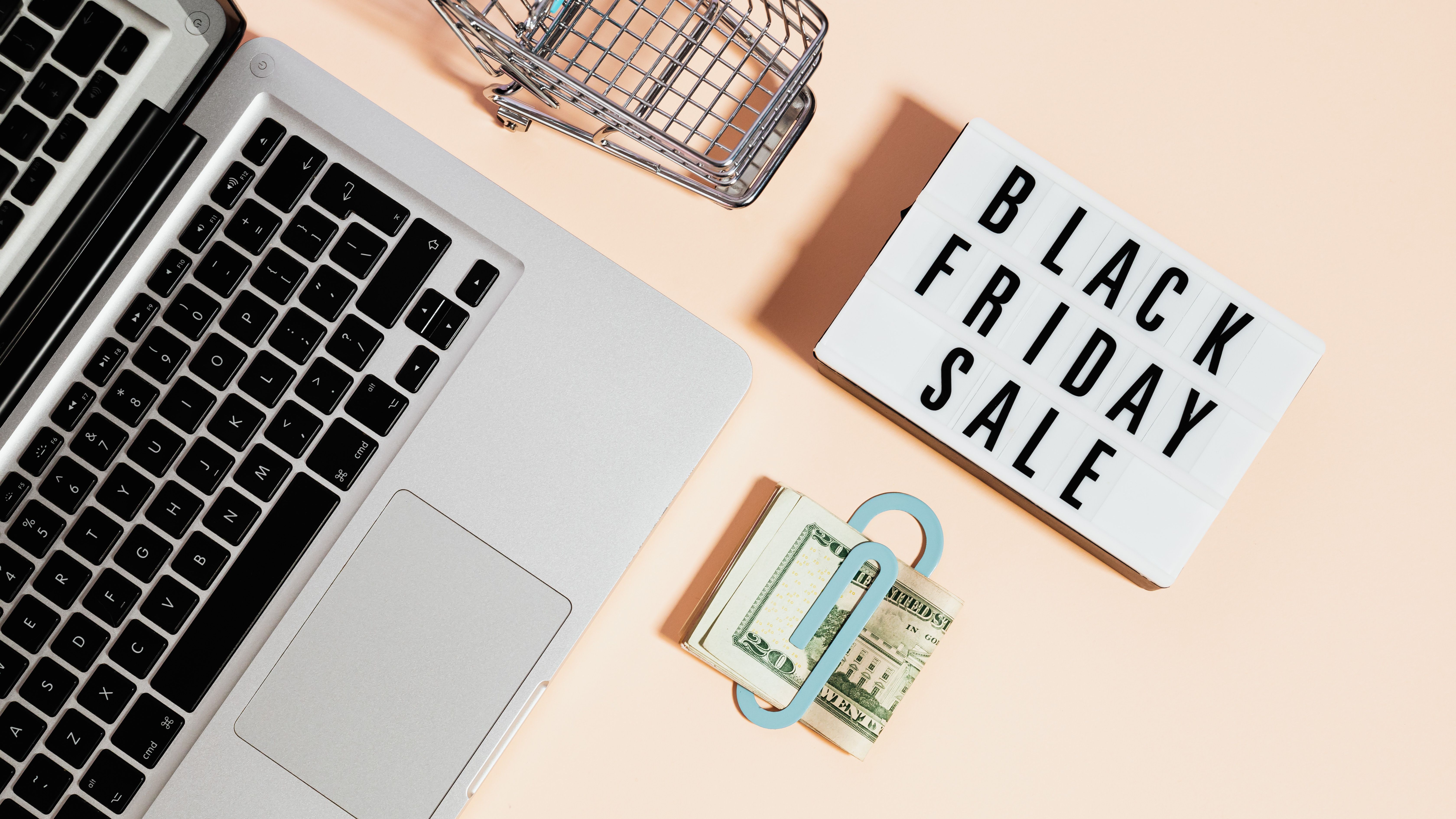 Black Friday: Americanas tem ofertas com até 80% de desconto e 50% de  cashback