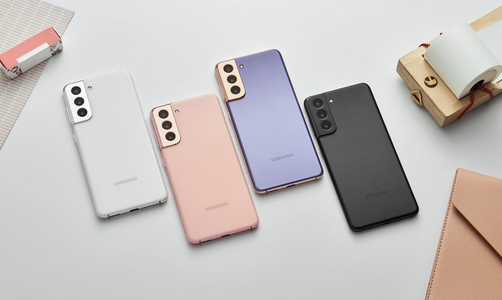 Samsung Galaxy S21 nas cores Phantom White, Phantom Pink, Phantom Violet e Phantom Black (Imagem: Divulgação/Samsung)