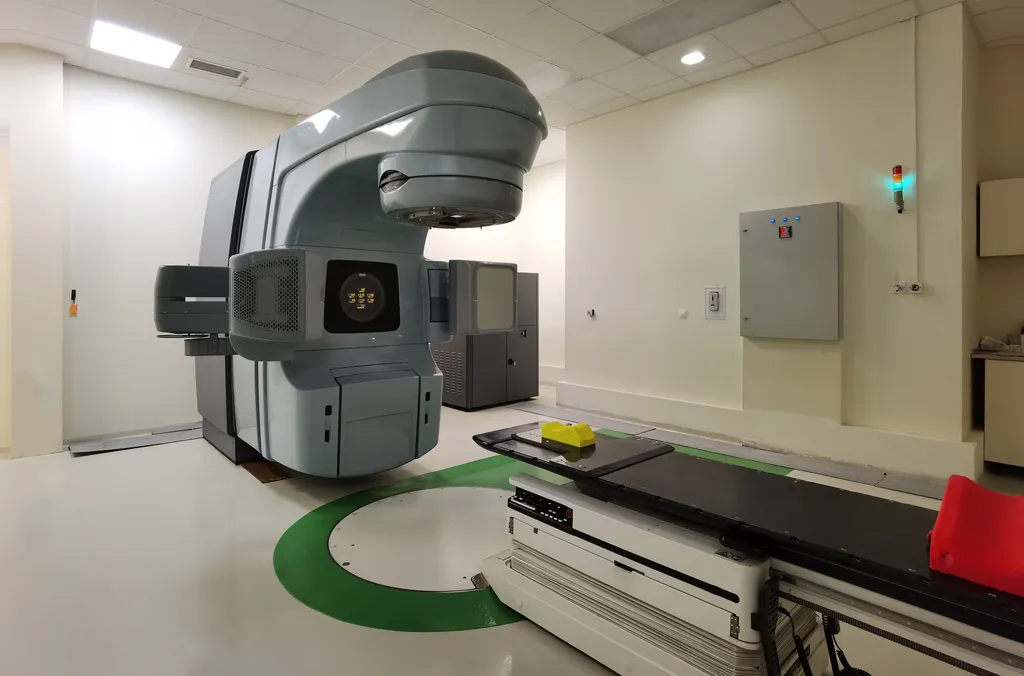 Acelerador Linear, utilizado para exames de raio X e radioterapia, é uma das fontes comuns de radiação, inofensivo em quantidades pequenas (Imagem: Edval/Envato)