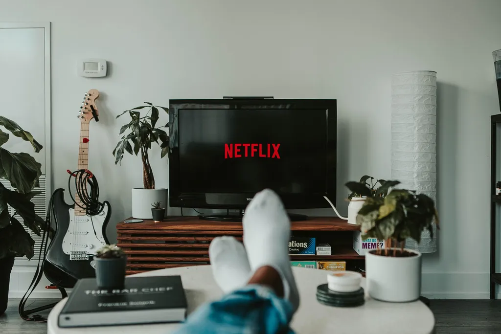 Sim, Netflix vai cobrar mais de quem divide senha em 2023; veja as regras -  08/01/2023 - UOL TILT