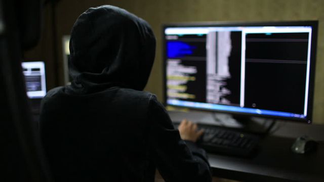 Hackers liberam lista com informações de funcionários do FBI