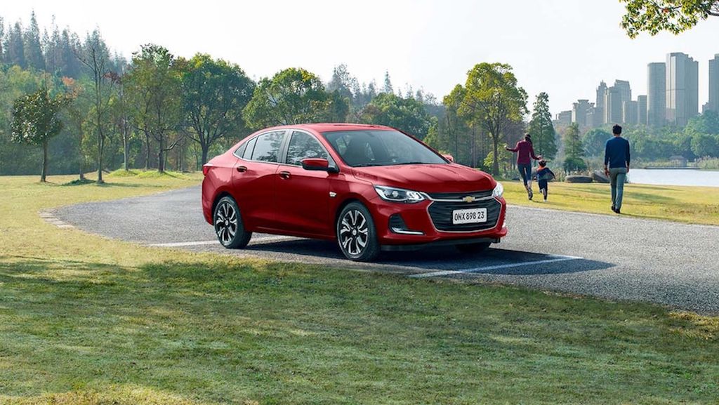 Onix Plus segue como o sedan mais vendido do Brasil (Imagem: Divulgação/Chevrolet)