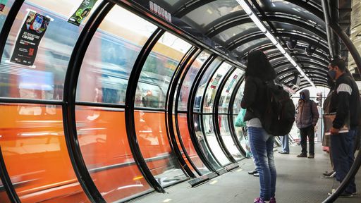 Ônibus de Curitiba aceitarão pagamento por aproximação e terão biometria facial
