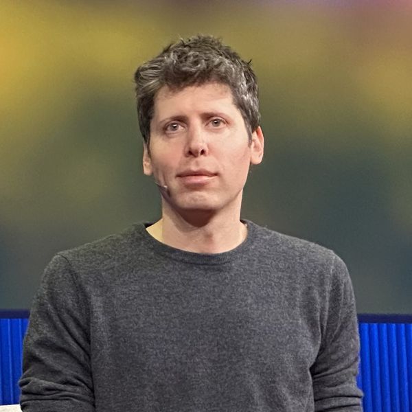 Sam Altman Choca ao Dizer que Empregos Perdidos por IA 'Talvez Nem Fossem Trabalho de Verdade'