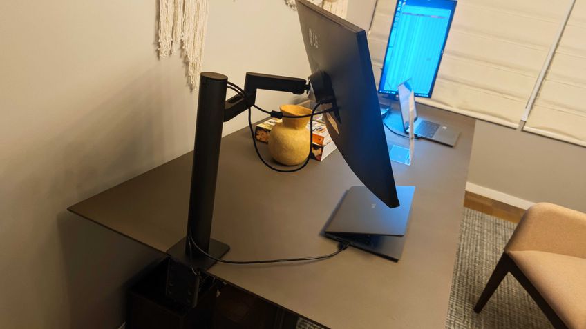 LG Ergo Monitor 27QN880