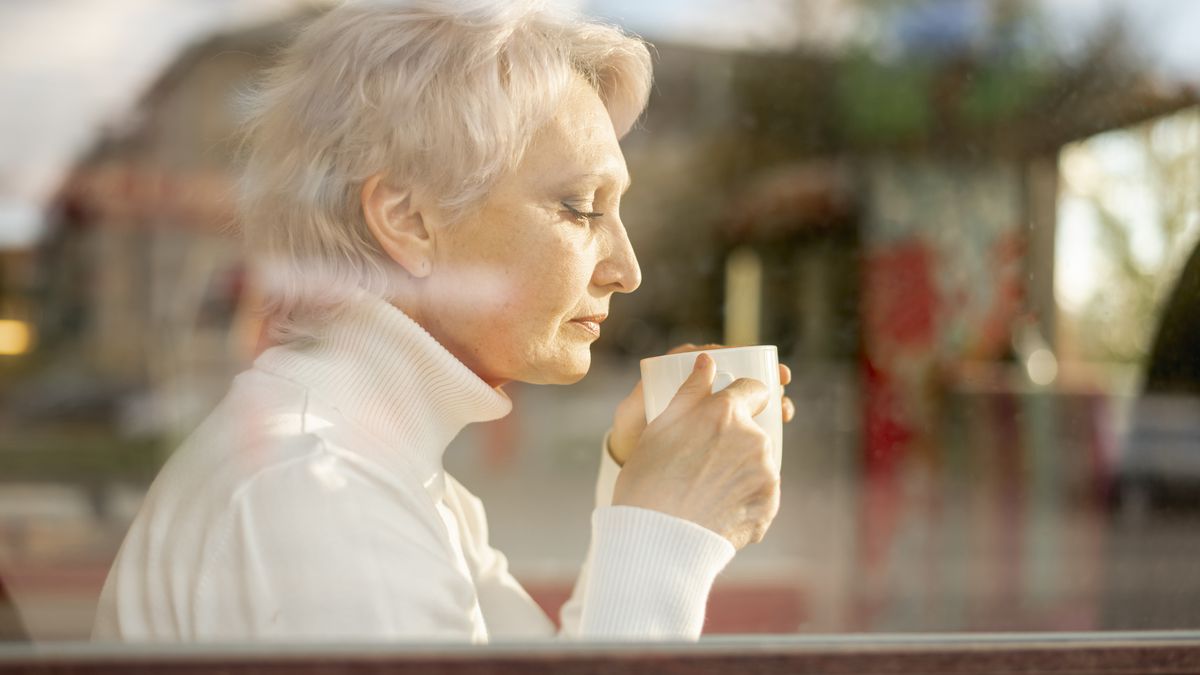 Tomar café preto pode ajudar você a viver mais; mas tem um jeito de se consumir