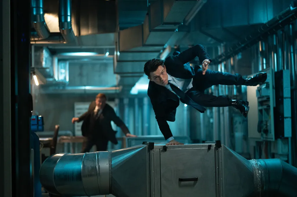 Coreografias das cenas de ação faz tudo valrer a pena (Imagem: Divulgação/Sony Pictures)