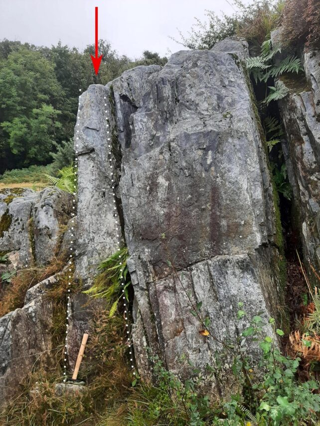 Ao menos uma pedra de Stonehenge, a Pedra de Alter, veio desta pedreira no País de Gales (Imagem: Bevin et al/J. Archaeol. Sci. Rep.)