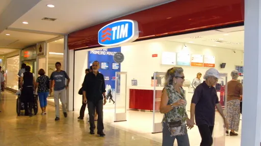TIM assume liderança de operadoras móveis no Brasil após integração com Oi Móvel