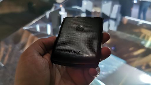 Motorola Razr 5G aparece pela primeira vez em foto real e com novidades