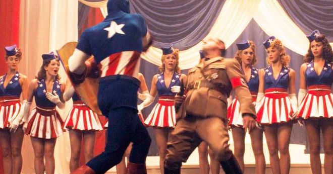 Capitão América socando Hitler (Foto: Reprodução/Marvel Studios)