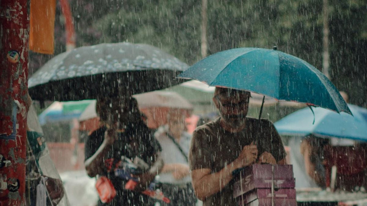 Fim de semana com calorão e alerta de chuvas intensas em quase todo país