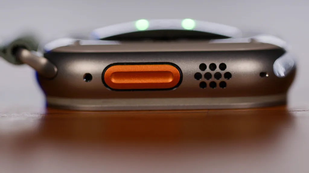 Botão híbrido do Apple Watch Ultra (Imagem: Yuri Souza/Canaltech)