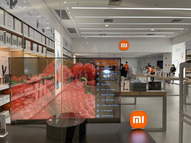 Xiaomi Mi TV Lux Transparent Edition