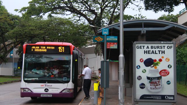 Singapura vai começar a testar ônibus que dirige sozinho