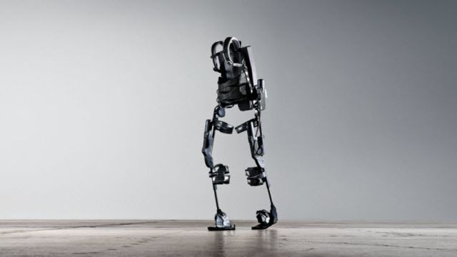 Exoesqueleto robótico de apenas 11 kg é aprovado por órgão regulador americano