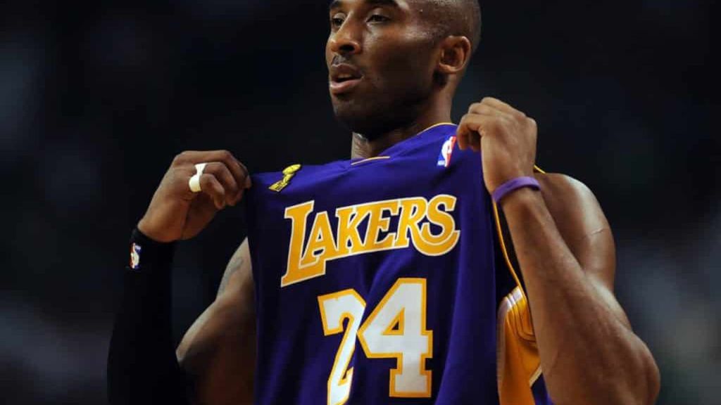 Kobe Bryant não era apenas um símbolo dos Lakers, mas de toda a cidade de Los Angeles (Imagem: via O Globo)