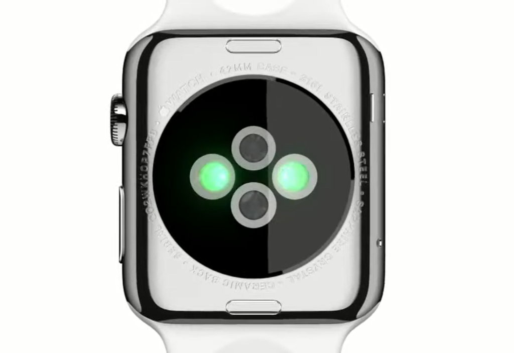 Apple Watch Series 1 de 2014 trouxe quatro sensores para maior precisão (Imagem: Reprodução/Apple)