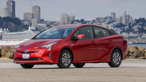 Toyota e BYD se unem para fabricar sedãs e SUVs elétricos