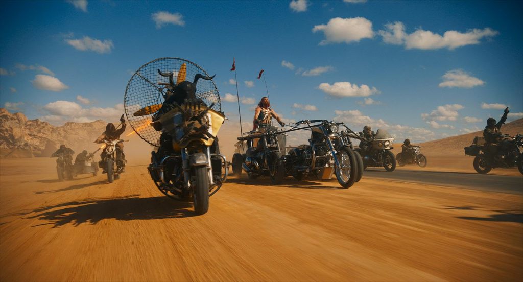 Cena do filme Furiosa: Uma Saga Mad Max (Imagem: Divulgação/Warner Bros)