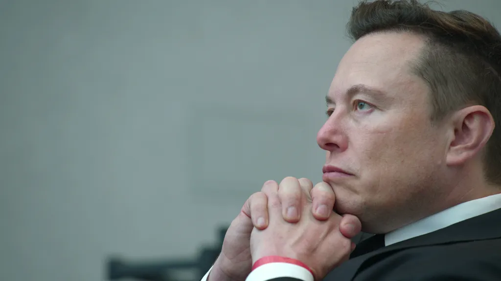 O documentário pesa, em excesso, os feitos da empresa de Musk (Imagem: Divulgação/Netflix)