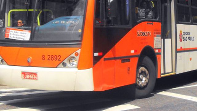 Prefeitura de São Paulo estuda possibilidade de ônibus com Wi-Fi gratuito