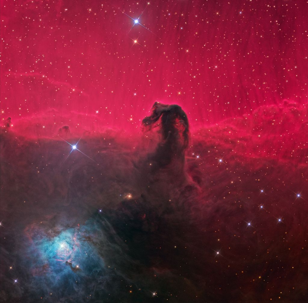 A nebulosa Cabeça de Cavalo, localizada a aproximadamente 1.375 anos-luz de nós, é umas das mais famosas nebulosas escuras (Imagem: Reprodução/NASA)