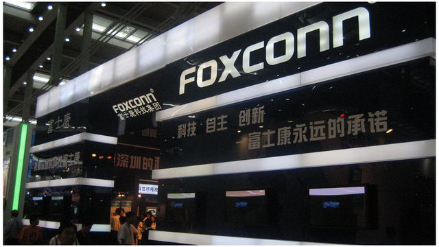 Foxconn compra três empresas de uma só vez por US$ 866 milhões