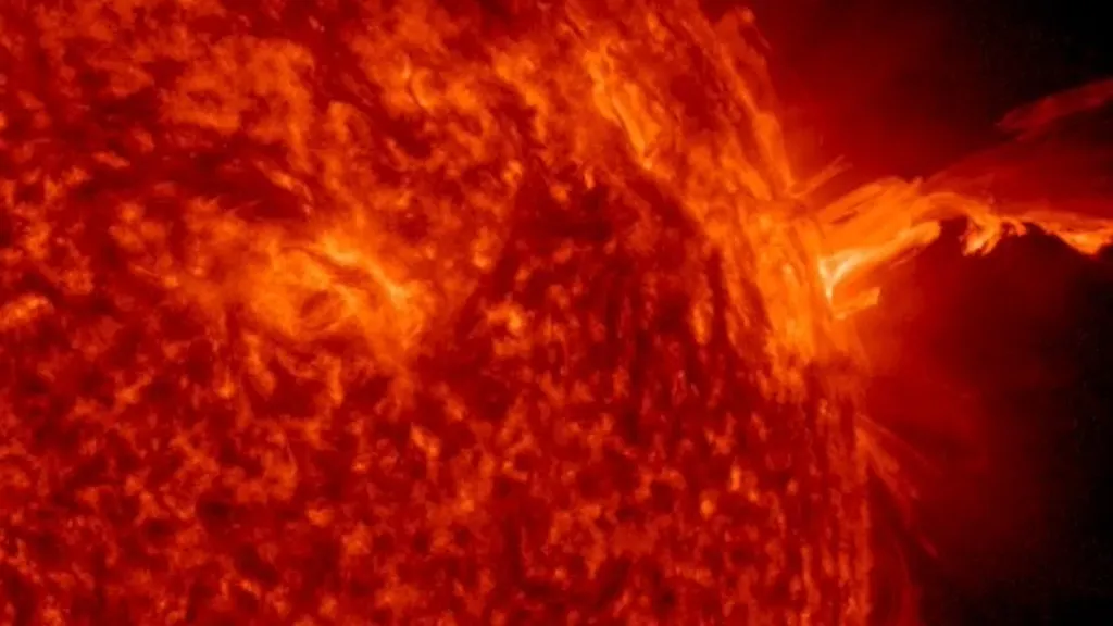 Tempestade solar registrada em 30 de abril (Imagem: Reprodução/NASA/SDO)