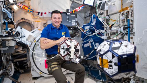 Experimentos científicos conduzidos na ISS voltam à Terra; veja quais são