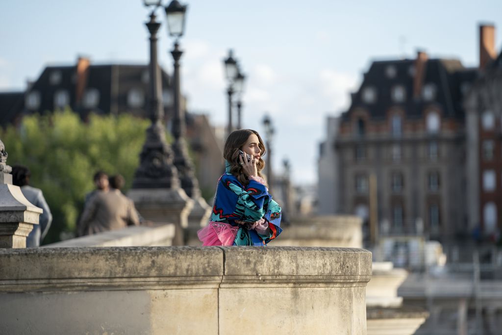 Emily em Paris chegou com sua segunda temporada em 22 de dezembro (Imagem: Divulgação / Netflix)