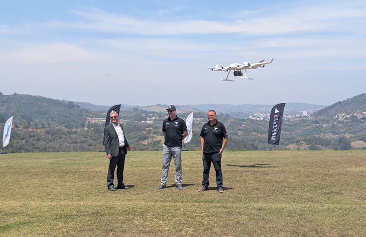 Fabio Rebello, CEO da Synerjet, Armando, da Wingcopter e Augustinho Simões, Diretor da Synerjet