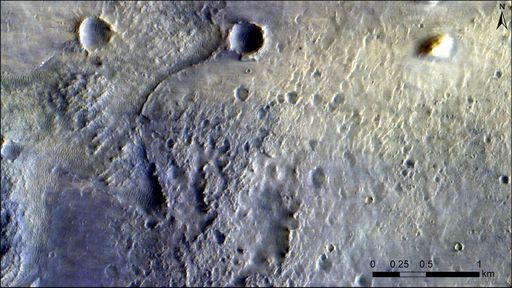 Sonda da ESA flagra rover Perseverance e seus componentes de pouso em Marte