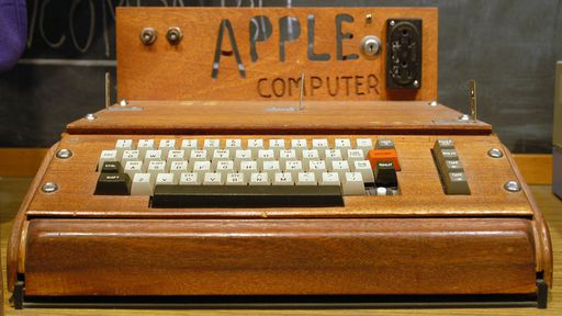 Apple I e acessórios são leiloados por mais de R$ 2 milhões no Reino Unido