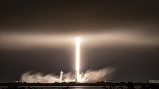 SpaceX lança mais 60 satélites Starlink e pousa propulsor de foguete pela 8º vez