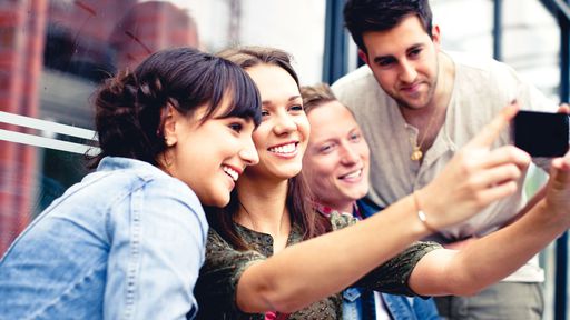 Millennials: jovens preferem gastar com experiências ao invés de bens materiais