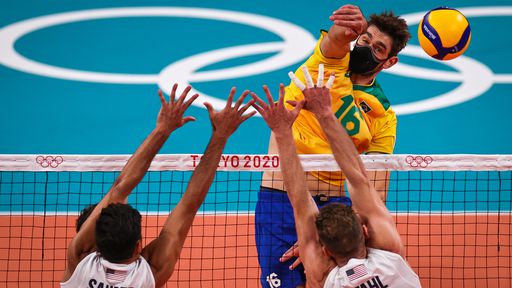 Por que Lucão, do vôlei, sempre joga de máscara na Olimpíada de Tóquio?