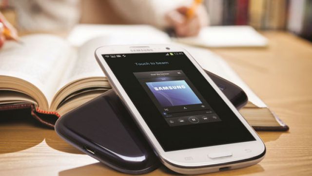 Samsung lidera vendas de celulares no terceiro trimestre fiscal de 2012