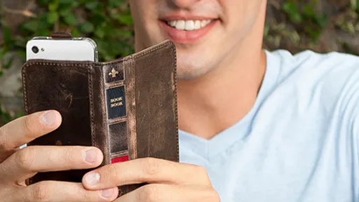 BookBook: case transforma seu iPhone em uma carteira