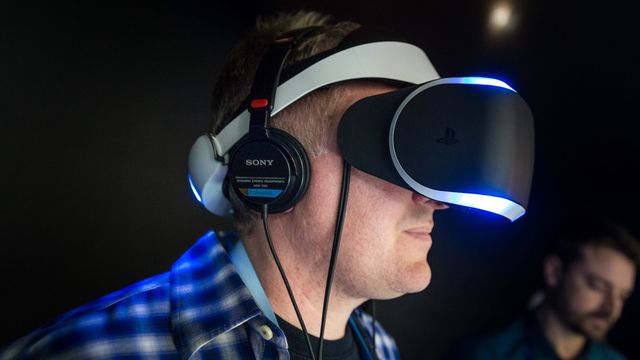 Óculos de realidade virtual Project Morpheus chegarão para PlayStation 4 em 2016