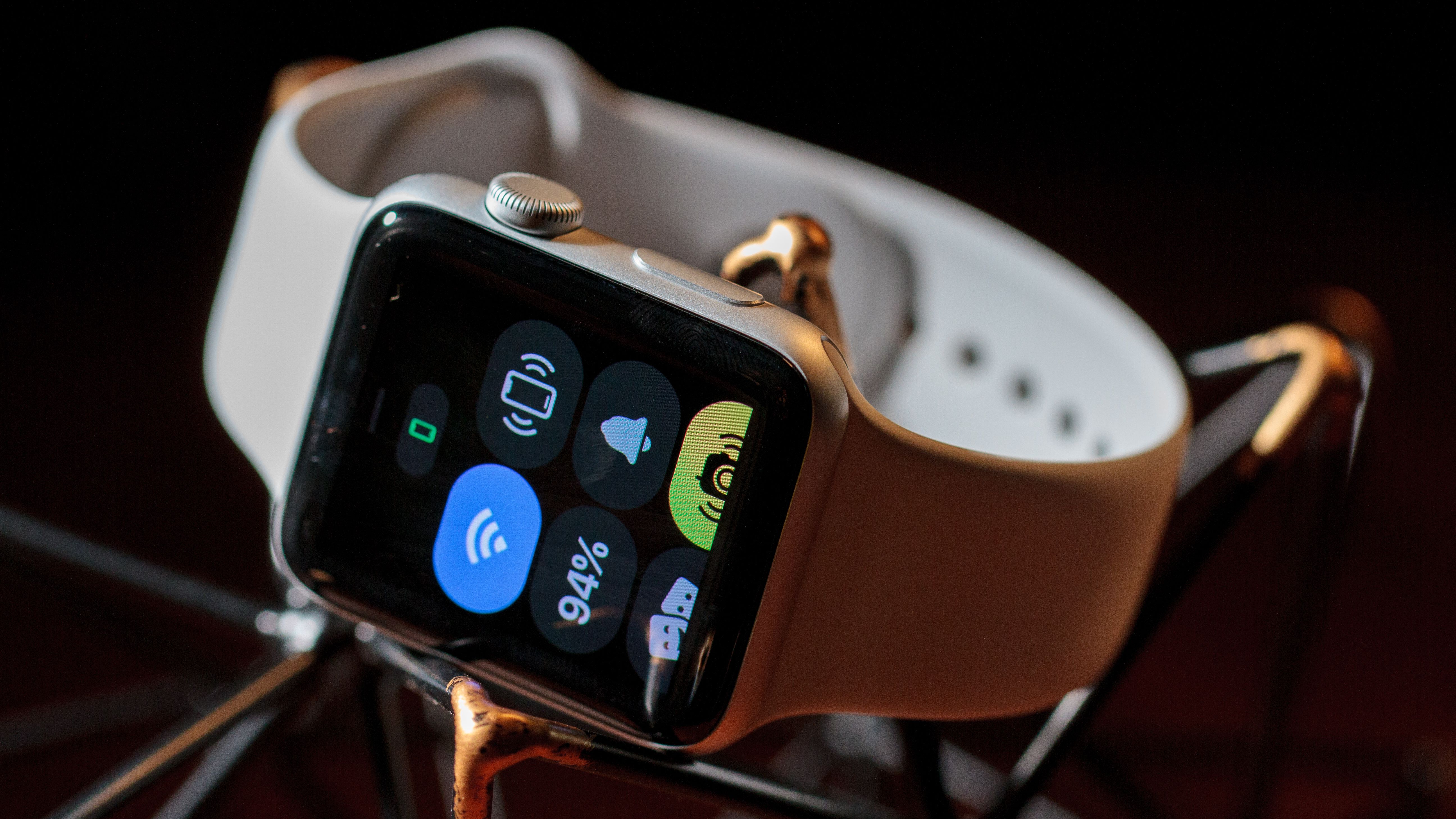 Smartwatch Apple Watch SE 40,0 mm 32 GB com o Melhor Preço é no Zoom