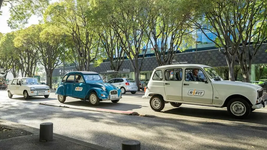 Carros clássicos da Renault agora poderão se tornar 100% elétricos (Imagem: Divulgação/R-Fit)
